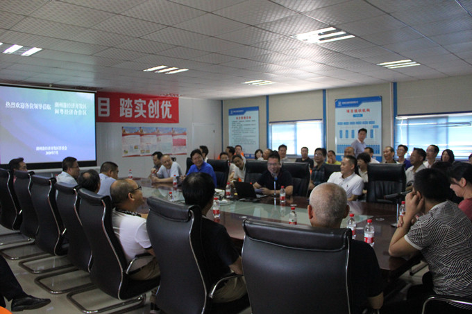 151000962qyDGX7m.jpg